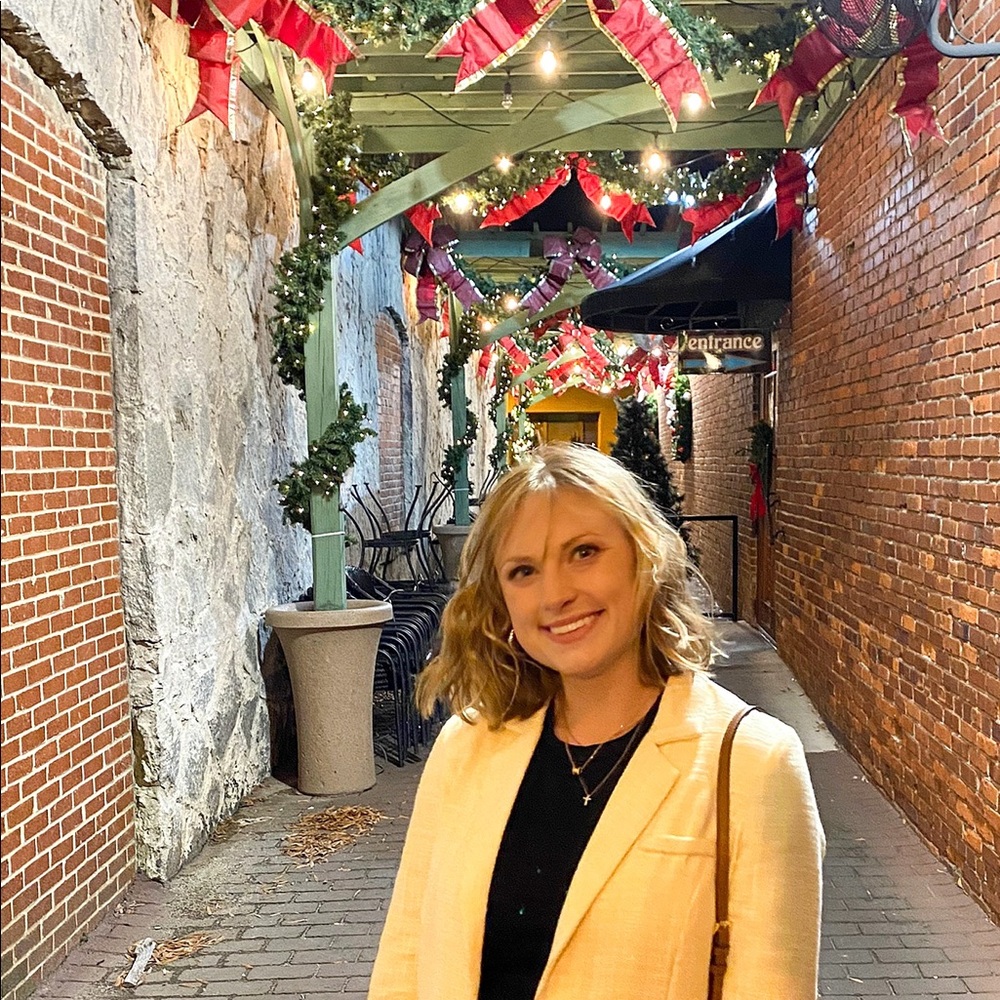 Meet your Posher, Madison